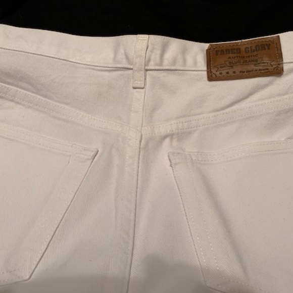 Faded Glory White Jeans - Picture 3 of 4
